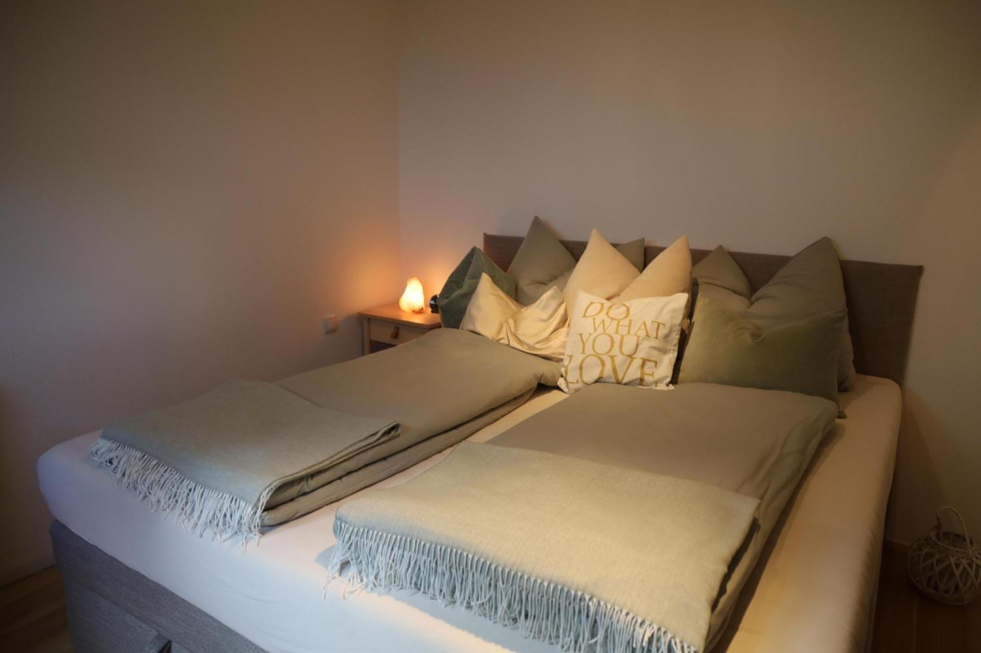 Ferienwohnung Familiengarten Volders Bagian luar foto